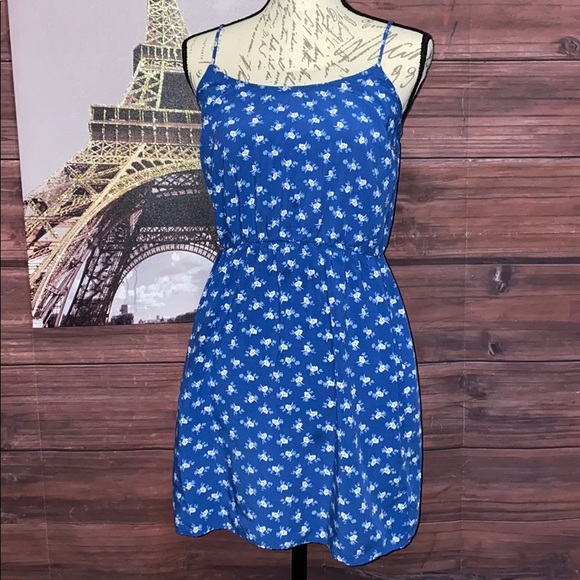 Old Navy Dresses & Skirts - 💥5/$25💥Old Navy Floral Print Dress